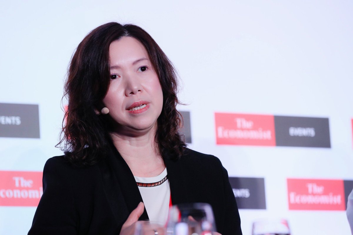 EconomistEvents's tweet photo. Penny Wan @Amgen: The topic of #ageing is far too great for any sector to address on its own. We continue to rely on the breaking and fixing system. We need to work collaboratively in preventing and predicting #diseases as well. #EconLongevity https://t.co/bE9h28fhli