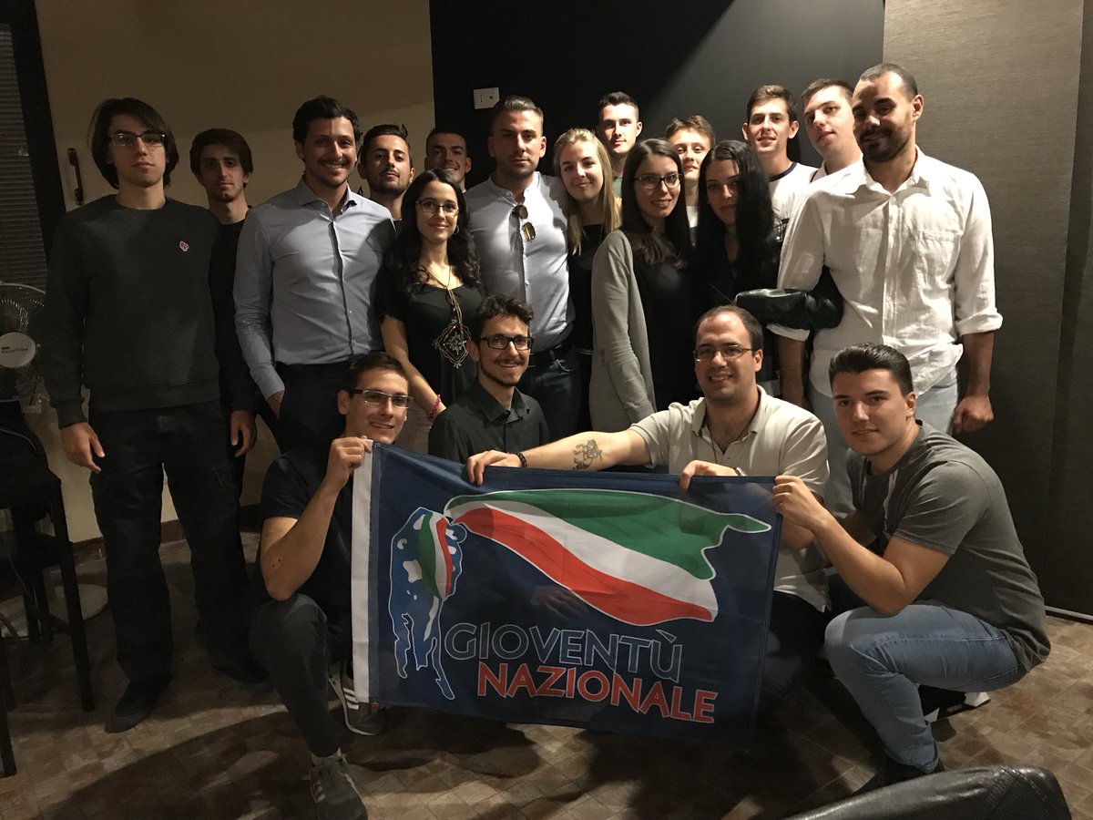 GN_Milano's tweet photo. Apertura dell’anno militante di @GN_Milano con aperitivo comunitario 💪🏼 🇮🇹 🔥 https://t.co/JtwsCVsoDY