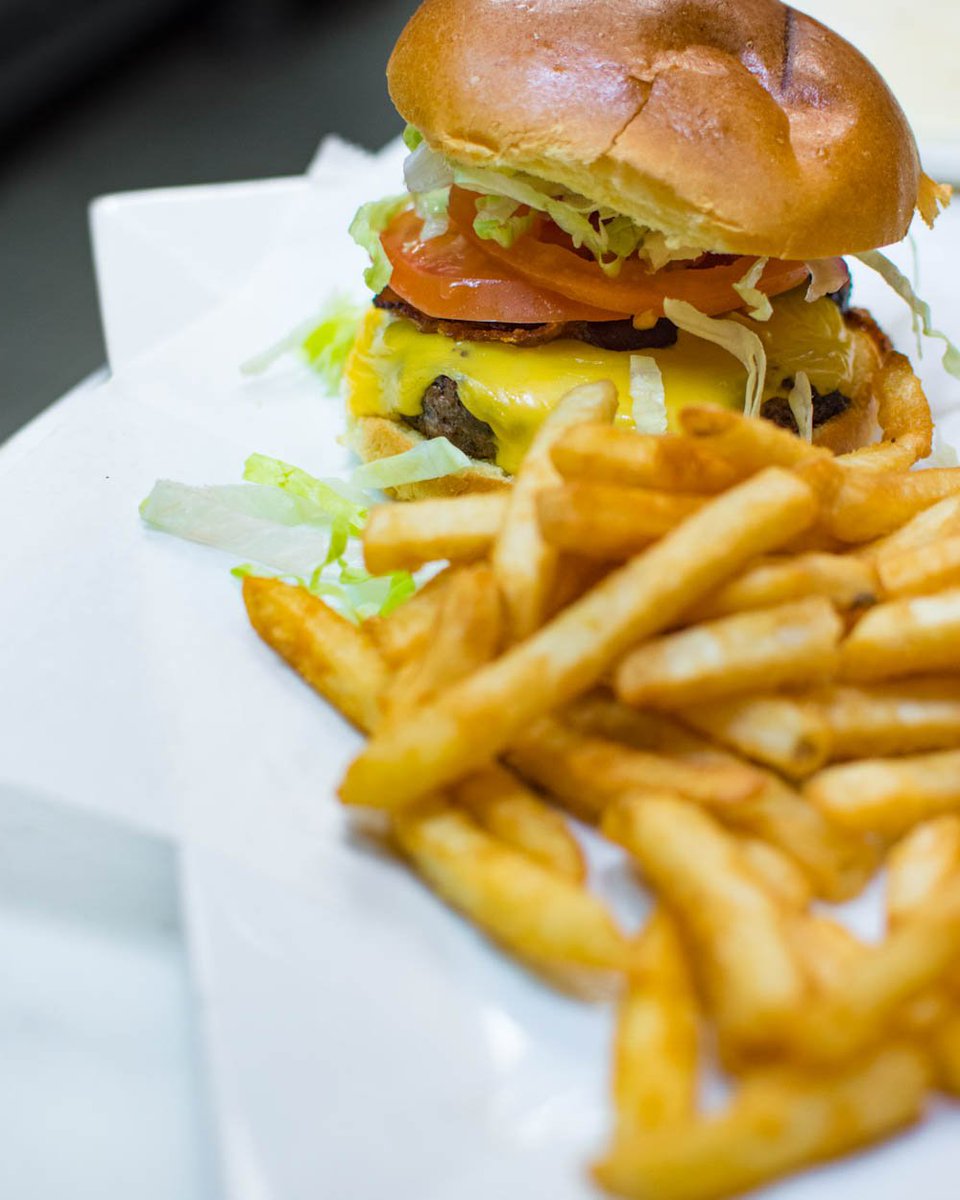 ParsippanyPizza's tweet photo. There's a burger. And then there's THE Burger🍔🍔🍟  Click to order https://t.co/S2KRmEItgM https://t.co/Jzu1OYR1dr