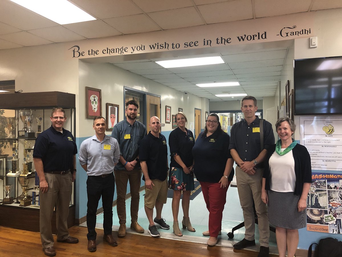 kennelly_school's tweet photo. Today we were able to host a tour from four Australian principals to see #pbis in action! Shout out to @DBarenbaum3 @fins18 for a job well done https://t.co/n8UuNpm1ux