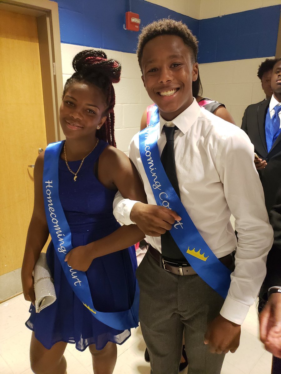 APSHJRUSSELL's tweet photo. No Losses, Just Upgrading #BMSLevelUp Homecoming Recap! Mr. and Miss #APSBrown 8th grade at the @APSWashington Homecoming Coronation! https://t.co/ud7k4jzt2b