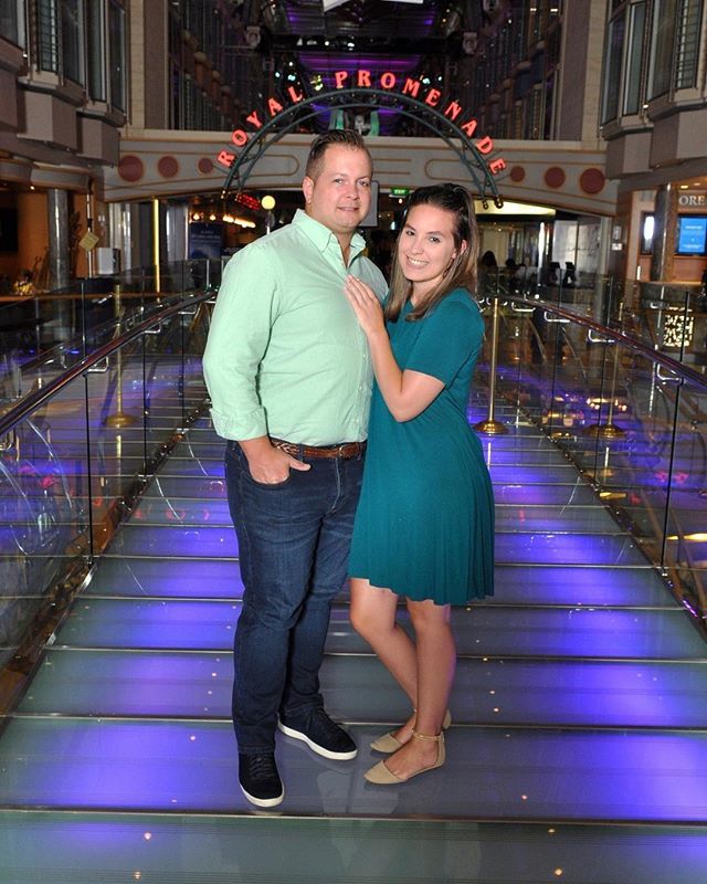 cbherman09's tweet photo. I am on my first work trip since I left the retail world. An odd, but still gratifying experience. Missing my #wcw and this amazing trip we took with the family a few weeks back. .
.
.
#gf #wednesday #worktrip #conference #homesoon https://t.co/gq6oZvUWoQ https://t.co/2kmlH3hdv6