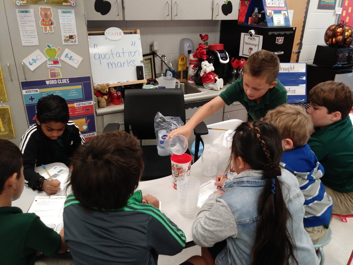 MsBFrazier's tweet photo. Eureka Math Fun! Learning about capacity in our collaborative groups!  #DawgtasticinThird #STEM @SCCPSS @AnnLPGA @georgiadeptofed @eureka_math https://t.co/YvEdc0MYrC
