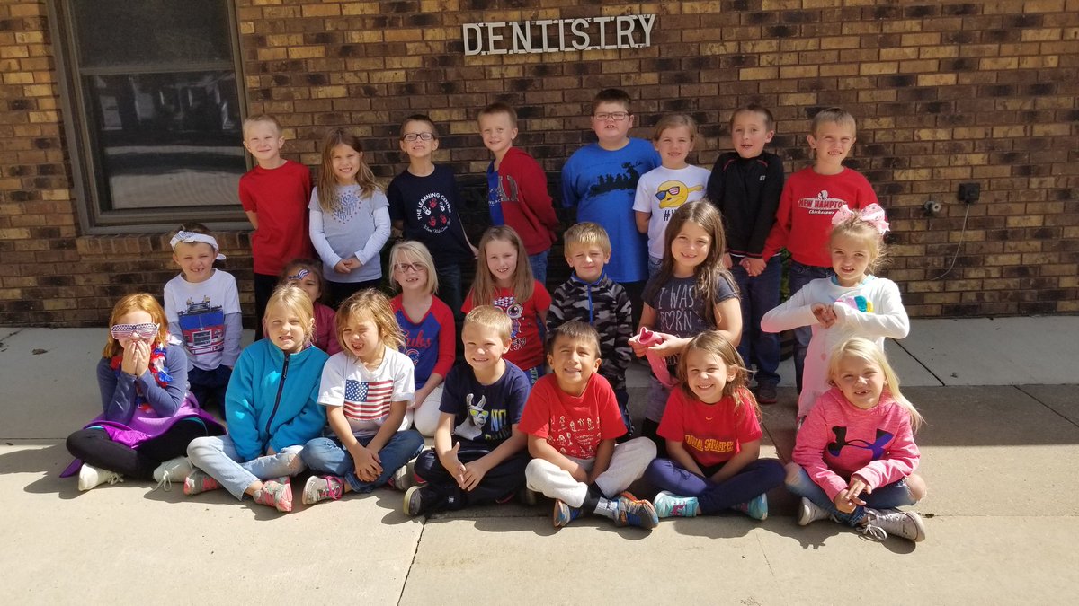 wickhamjkk's tweet photo. We had a great time visiting our Partners in Education today! Dr. Nick and staff did a great job of teaching us how to keep our teeth healthy. #NHtribe https://t.co/mbo8dIG3bg