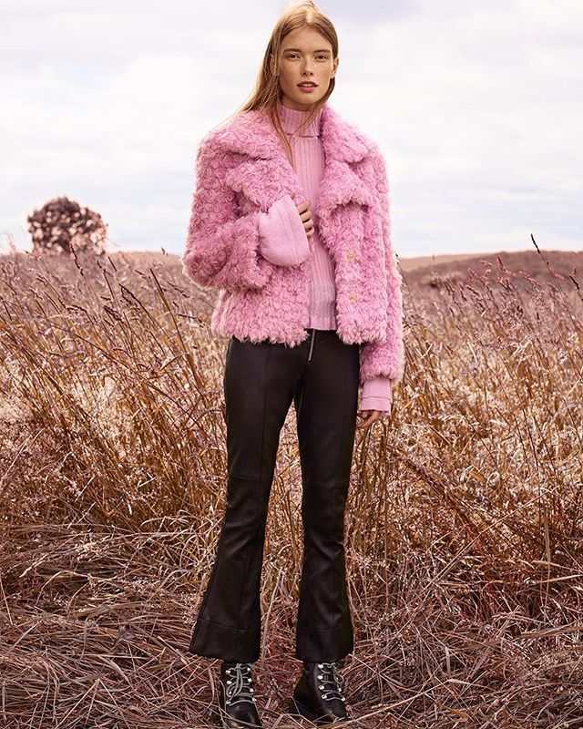 Sweet Lilac dreams • Georgia Jacket, Zabrina Top, and Marcelle Pant all available @bergdorfs ift.tt/2OToLw6