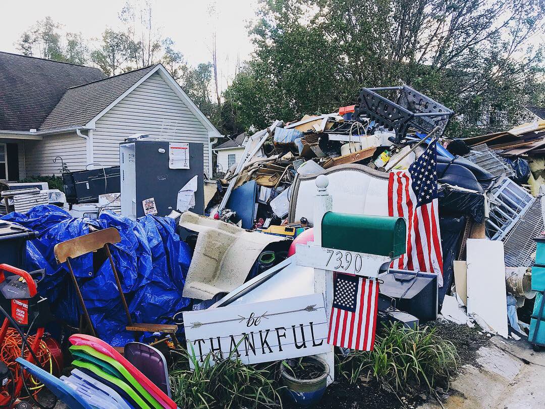 Overflow tweet media