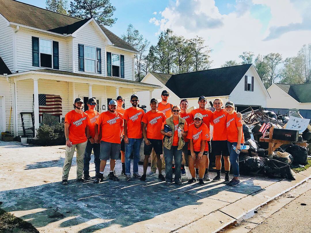 Overflow tweet media