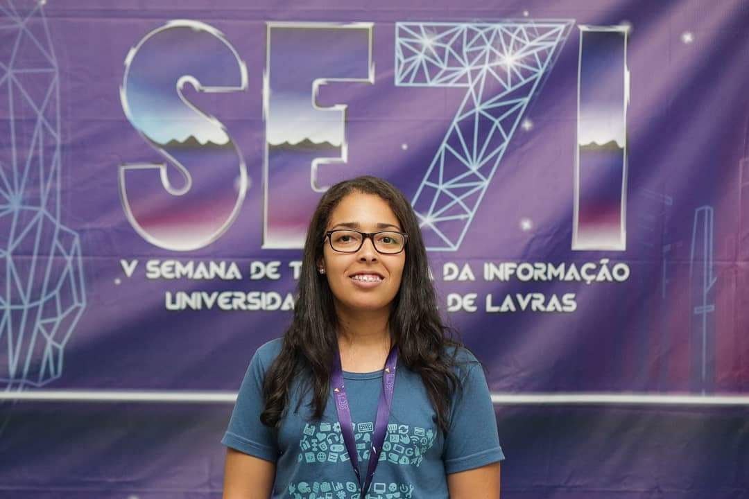 mari_azevedo's tweet photo. Foi muito legal e uma experiência completamente diferente das que tinha. Aprendi e tentei dar o meu melhor pra contribuir. Obrigada @setiufla pela oportunidade! Até uma próxima! 😊👊 https://t.co/D6gUzWdwWX