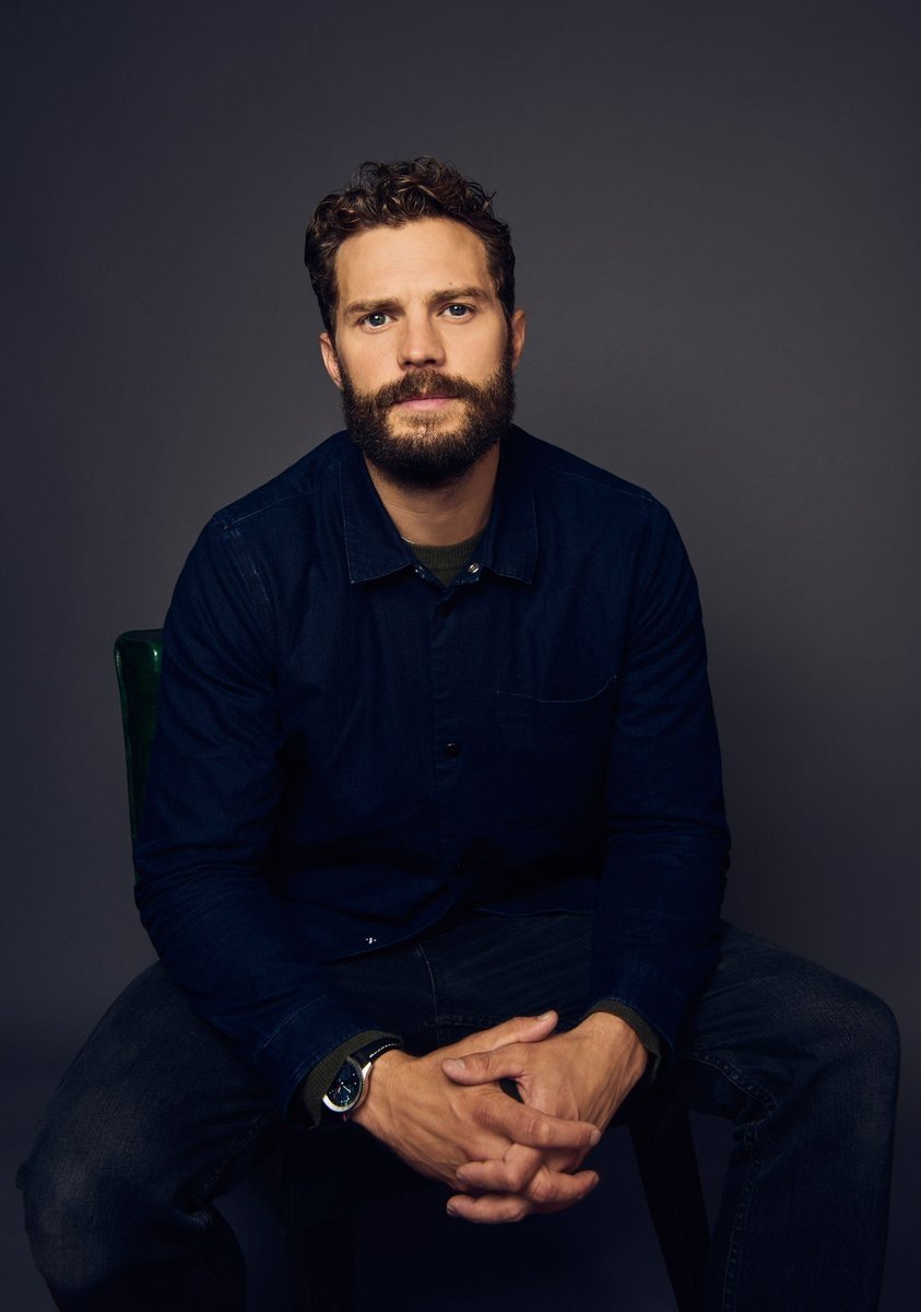 djarchive_'s tweet photo. #PCAs #TheDramaMovieStar #JamieDornan https://t.co/7A3NOIj1I0