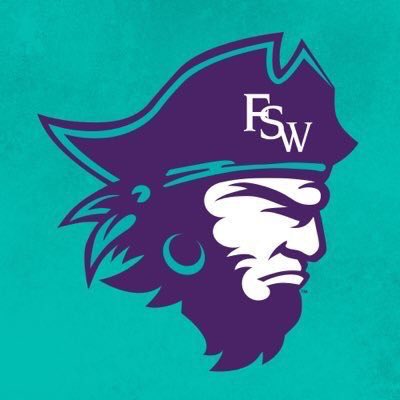 janessalanae's tweet photo. After long thought, consideration and countless nights of prayers. I’m excited to announce that a couple of days ago I decided to further my education of nursing and softball career at Florida Southwestern. One stepping stone to get to where I want to be. Go Bucs!💜 YUR YURRRR https://t.co/gM6WUpCNu2