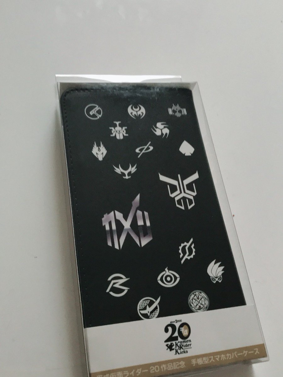 K 仮面ライダー در توییتر 平成仮面ライダー周年の手帳型スマホケース届いた かっこよすぎる 仮面ライダー 平成ライダー 周年 手帳型 ジオウ