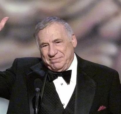 DesertSun_Music's tweet photo. At 92, can Mel Brooks still recite hilarious stories like the 2,000-Year-Old Man? https://t.co/3HMuC5oWEi https://t.co/JAXyA6n8ss