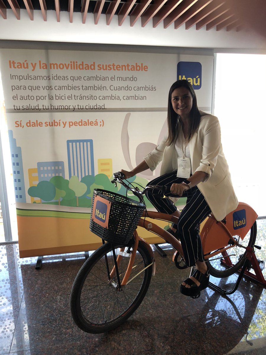 carobelzunce's tweet photo. “Impulsamos ideas que cambian el mundo” #SB18ba Itaú Argentina https://t.co/8Q5CsKeJtY