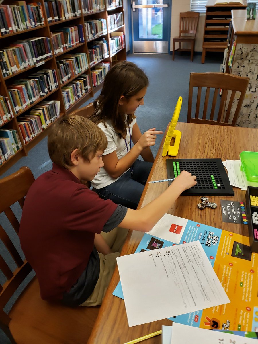 NewHorizons_LC's tweet photo. @BDS_Supt Makerspace fun @NewHorizons_LC ! https://t.co/2T1eRcuRph