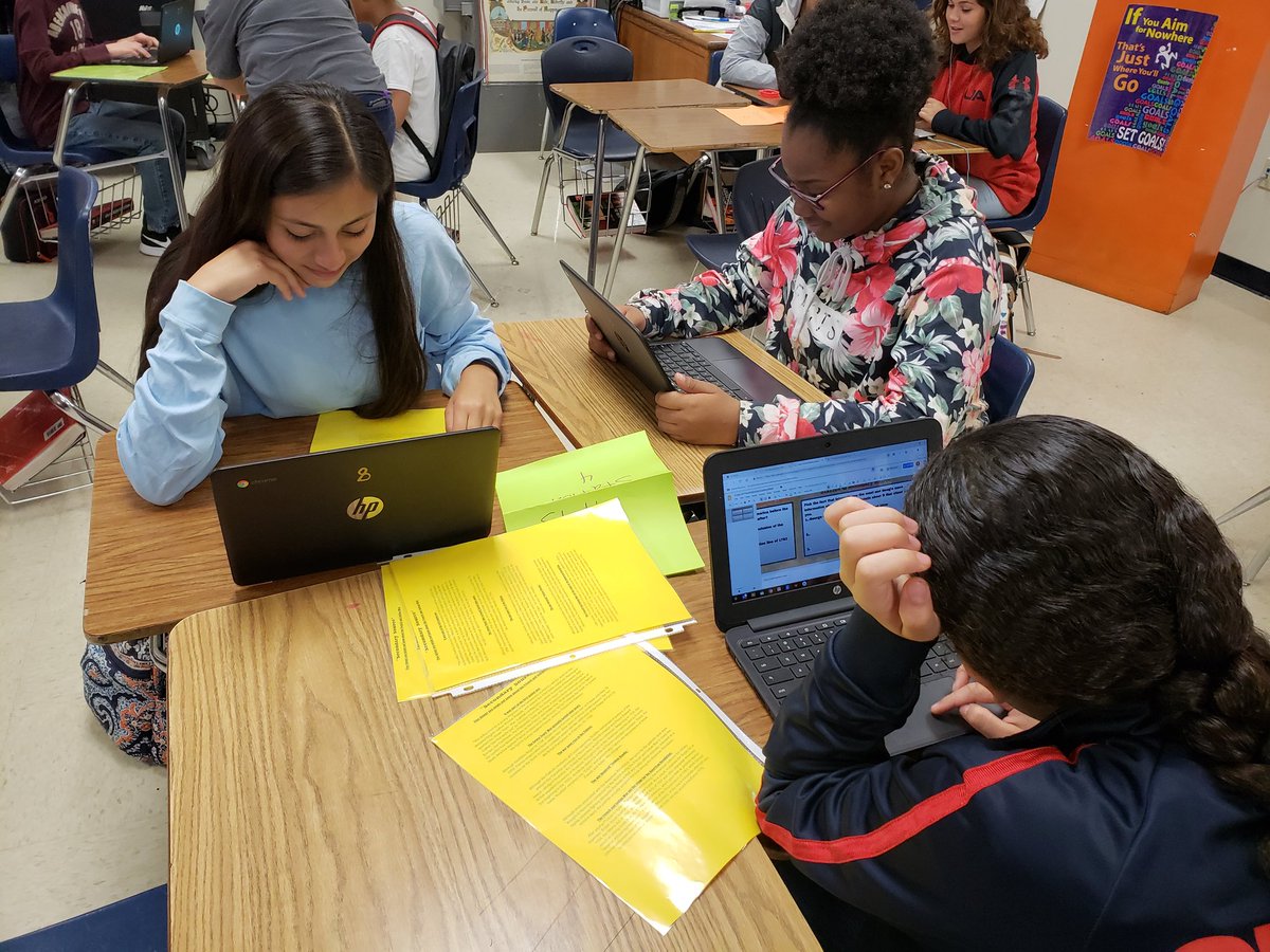 Ms. Smith tweet media