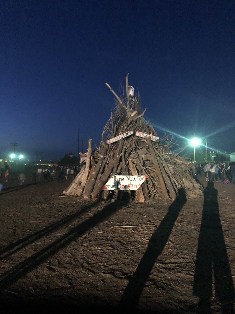 DarinVialpando's tweet photo. It’s HOMECOMING week! That can only mean one thing!! BONFIRE 🔥 #STRASBURGSPIRIT #GOINDIANSGO https://t.co/ajkXoPUEbg
