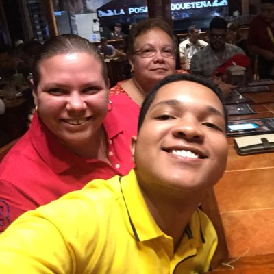 nany2579's tweet photo. #NuevaFotoDePerfil https://t.co/5SoqTrSy3c