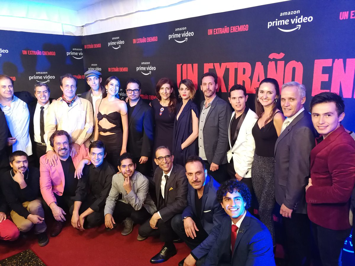 newslinereport's tweet photo. @PrimeVideoMX presenta en la Ciudad de México la serie #UnExtrañoEnemigo con la presencia de #TimLeslie, VP de @AmazonVideo Int., Marco Novilli de @PrimeVideoMX México, junto a Mariana Ordorica, Prime Video marketing de México. https://t.co/psr5mBnR1u