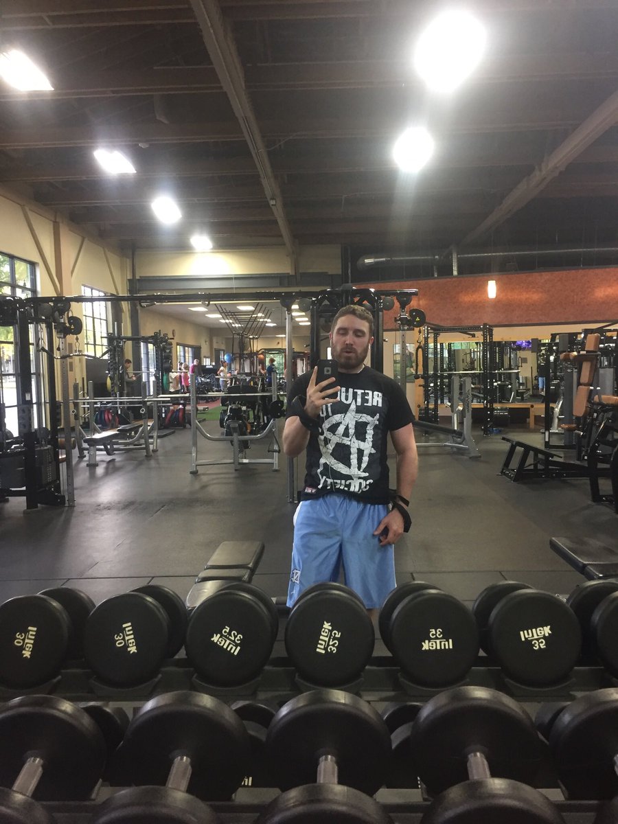 Jon4055's tweet photo. New Dean Ambrose shirt!!! Getting after it. #WWEButte #BisandBack https://t.co/kWGnPwTKHT