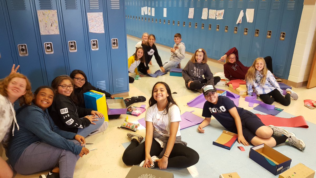 act_ira's tweet photo. Students are making kindness boxes to set up kindness challenges for Ira Jones.   Such amazing kids with such positivity #rachelschallenge #chainreaction #kindness counts @act_ira @IraJonesMS https://t.co/KayvhMkBts