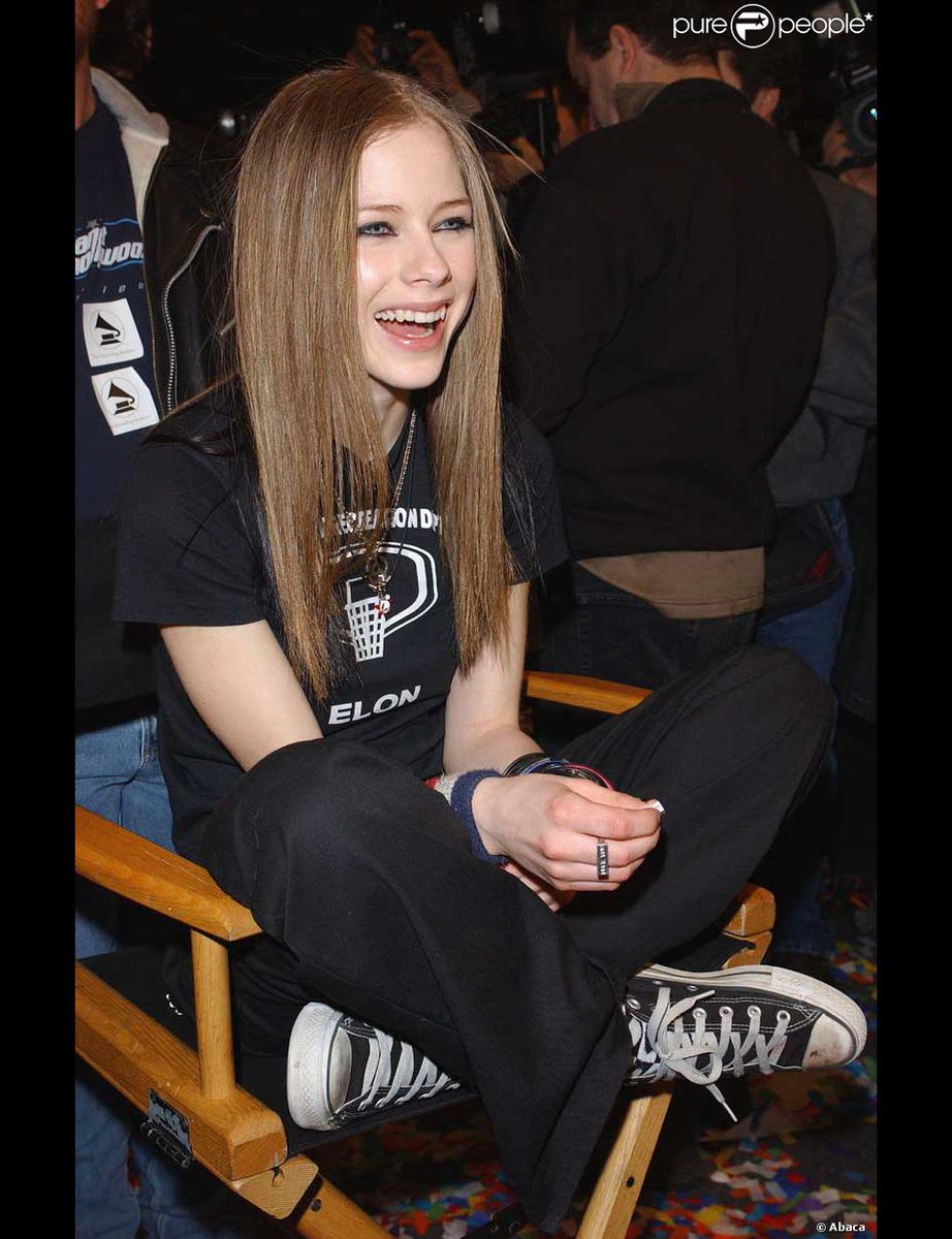 CamiStathakis96's tweet photo. #HappyBirthdayAvrilLavigne
Today is your birthday, we look forward to seeing you smiling again on stage. You are a light in this world, never forget. No matter the damage of life and years, always have a time to shine, for you are love and light! Love you @AvrilLavigne 💞 https://t.co/Q9zQgP6ZeV