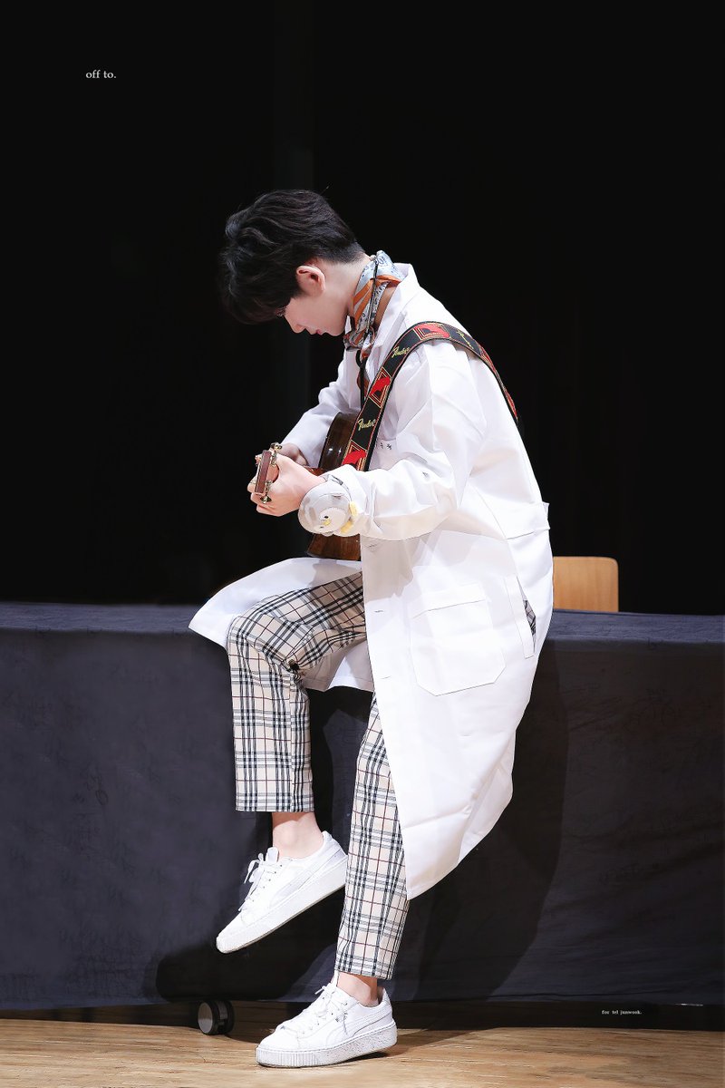 offto_'s tweet photo. #더이스트라이트 #김준욱

💞💞💞💞💞💞

https://t.co/oJU1qbNFgP https://t.co/d74MwZvbbE