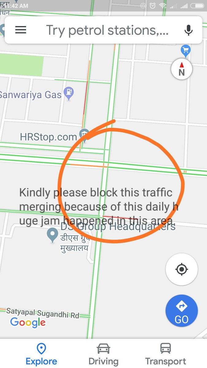 abhaypandey01's tweet photo. @noidatraffic @Uppolice @uptrafficpolice  @noida_authority जब 60% चौराहों को रेड लाइट मुक्त कर दिया है तो सैक्टर 67,68 वाला भी कट पर जर्सीबैरियर लगवा दे
ना ट्रेफिक पुलिस ना ट्रेफिक लाइट होतीं हैं जबकि आपको भी पता है यहा कितना ट्रेफिक होता है डेली 
यह चौराहा पूरा unmanaged ���हता है https://t.co/ev0nlI9iAS