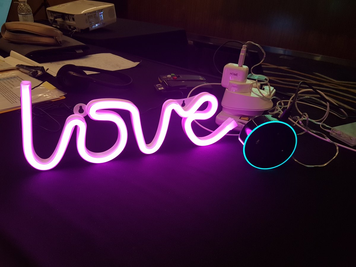 unrulyco's tweet image. Just getting ready to learn and love some voice tech with @elenacorchero and @Unrulyco at #SpikesAsia Young Digital Academy. #future #advertising