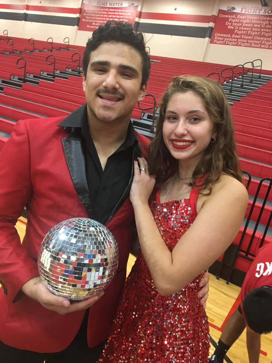 EastViewHSChoir's tweet photo. Two of the sweetest representing EV Choir as our homecoming nominees! Thanks Avery and Tony! https://t.co/dRFnHH5zMj