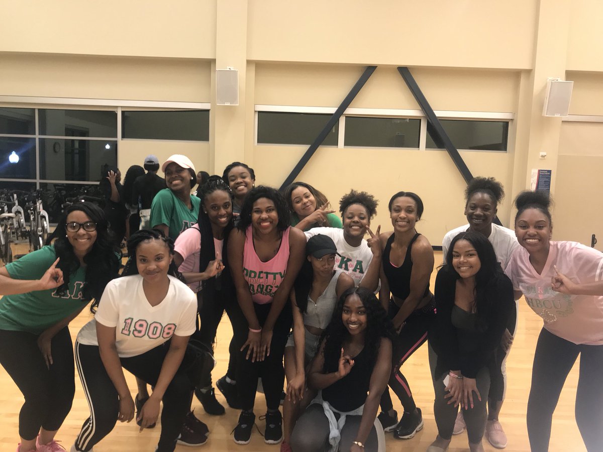 ExquisiteHI's tweet photo. We had a great time tonight at Pretty Girl Boot Camp! Thank you to everyone who supported! We hope you all enjoyed yourselves as much as we did! 💞💚 https://t.co/WHm3W5bsdi