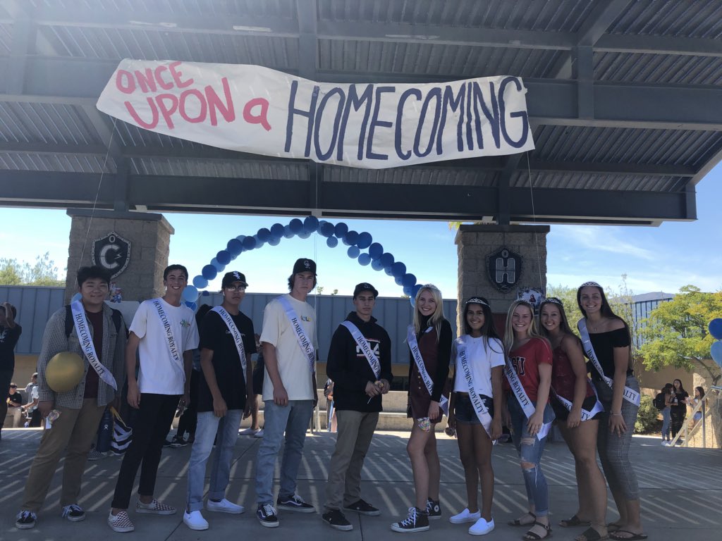 TemescalASB's tweet image. Congratulations to our 2018 Senior Homecoming Court!
