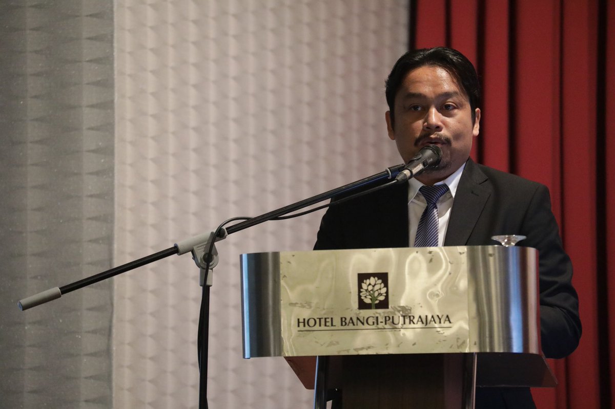 swcorp_my's tweet photo. Live update : Seminar Tranformasi Pengurusan Sisa Binaan Di Malaysia.
Segmen II : Malaysian Carbon Reduction And Enviromental Sustainable Tool (MyCREST)
#swcorp #CIDB #seminar #STPSBDM https://t.co/xYGBiJ7mVF