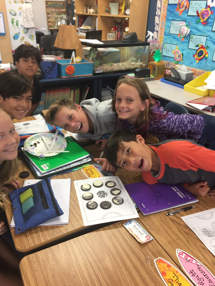 lisaclark5th's tweet photo. Exploring the phases of the moon with Oreos. Science can be yummy too!@MagPrincipal @mrsmacbethatmag @mrs_tdavid https://t.co/6Hvt3NV8gE