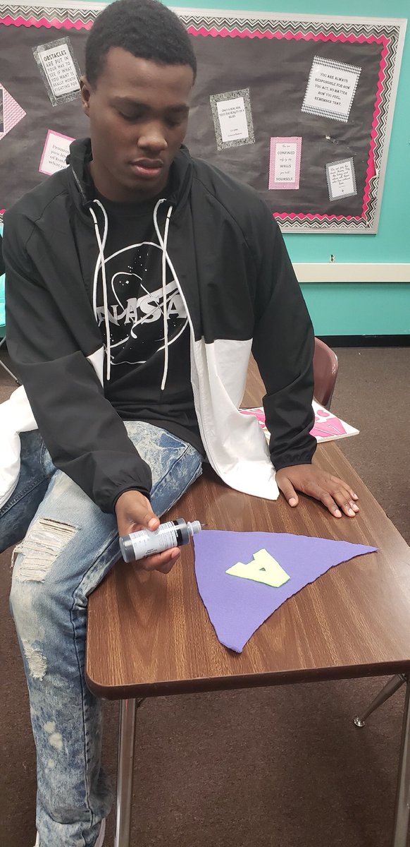 AtownCOMPASS's tweet photo. Compass Makerspace students create “adopt me!” bandanas that are sure to get Humane Society pups a forever home. #communityservice #CleaverRocks #supportthehumanesociety https://t.co/KuhCXsRSNw