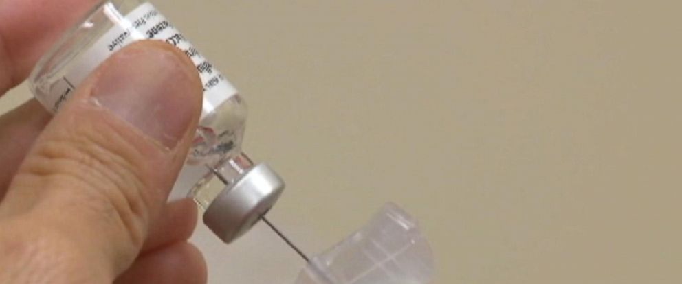 ABC's tweet image. What to know about the new flu vaccine recommendations as flu season approaches: abcn.ws/2Dx6Eeb