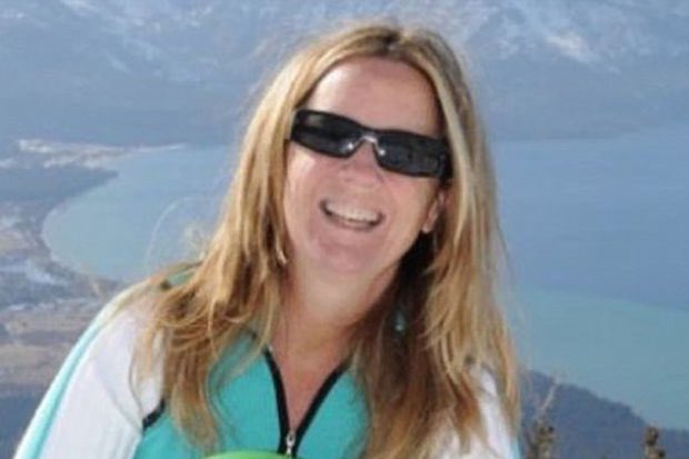 DisavowTrump20's tweet image. Tomorrow, Dr. Christine Blasey Ford will be the bravest person in the country as she speaks truth to power. 

RETWEET if you support Dr. Ford as she tells her story and takes a stand against Brett Kavanaugh! 

#MeToo #IBelieveDrFord #StopKavanuagh