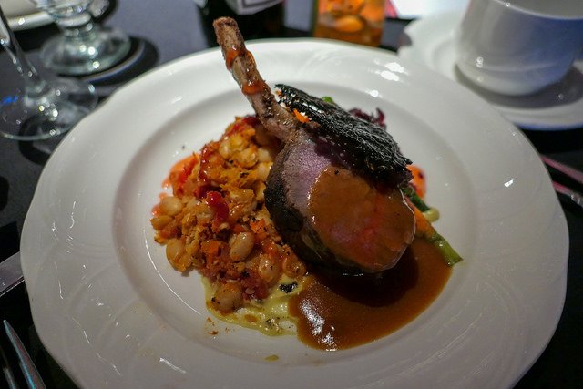 Recap of the 30th annual #FEASTival2018, a fun way to eat your way through Alberta food: onlyhereforthefood.ca/2018/09/26/rec… #yegfood