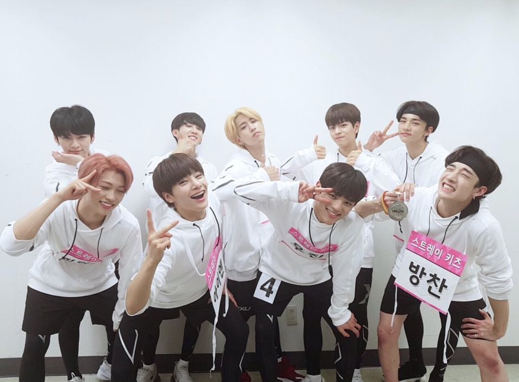 hyunjin0320's tweet photo. 180927 Stray Kids' Instagram post 

#StrayKids #STAY #ISAC #Athletics #FootVolleyball #Relay #SKZYouWorkHard #StayYouAlsoWorkHard #WantToDoItAgain

https://t.co/omdjZm0Pgj
https://t.co/drzdwS2PfY