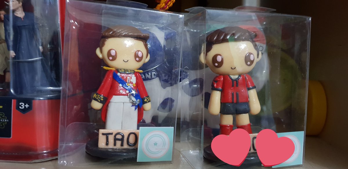 Bought two sets from <a href="/_preciouskeeps/">Preciouskeeps</a> 💜😉👍 I have mine and gave 1 set to <a href="/TaoPhiangphor/">.</a> 💜 Hope he liked it...😁

#taophiangphor 
#TAOSTP