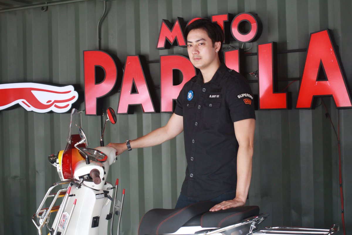 RattapoomWorld's tweet photo. คิวงาน @filmrattapoom 
วันพฤหัสบดี ที่ 27 ก.ย.คอนเสิร์ต งานมอไซด์ Moto เวลา 16:00น.Robinson สุพรรณบุรี วันนี้เจอกันน้า 😍 #ฟิล์มรัฐภูมิ #filmrattapoom #filmfamily #FF https://t.co/k507UHXG7y
