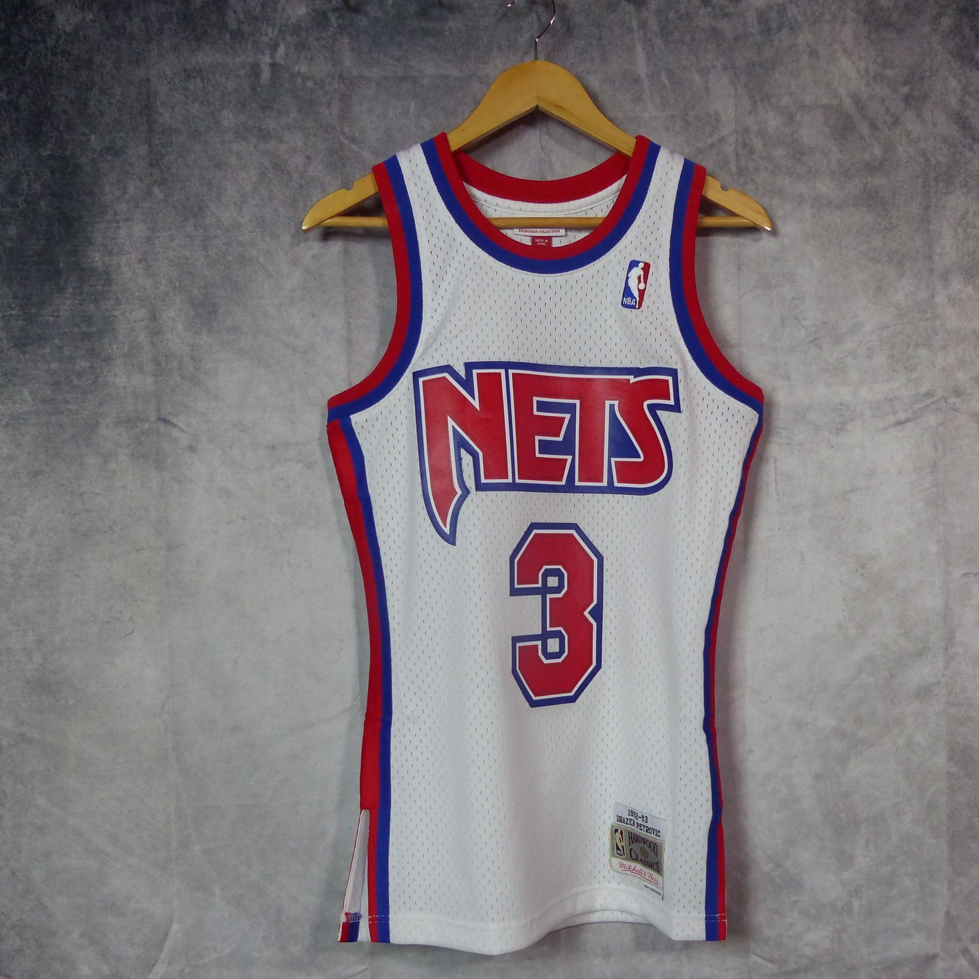 camiseta petrovic