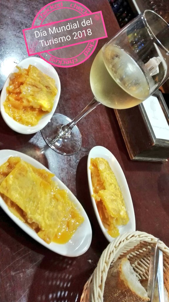 CookandIt's tweet photo. Os deseamos un muy feliz jueves #DiaMundialDelTurismo en especial a los grandes profesionales del sector #WTD2018 #Turismo https://t.co/QGVwHfkxwI