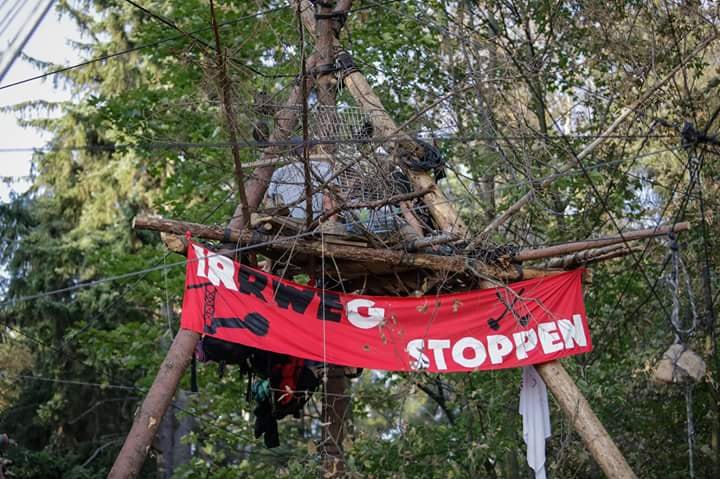 ChitkwesuManetu's tweet photo. Photograph from the last days in Hambacher Forest Germany Protest Camp
#hambibleibt
#boykottRWE https://t.co/wrxBWnWXvX