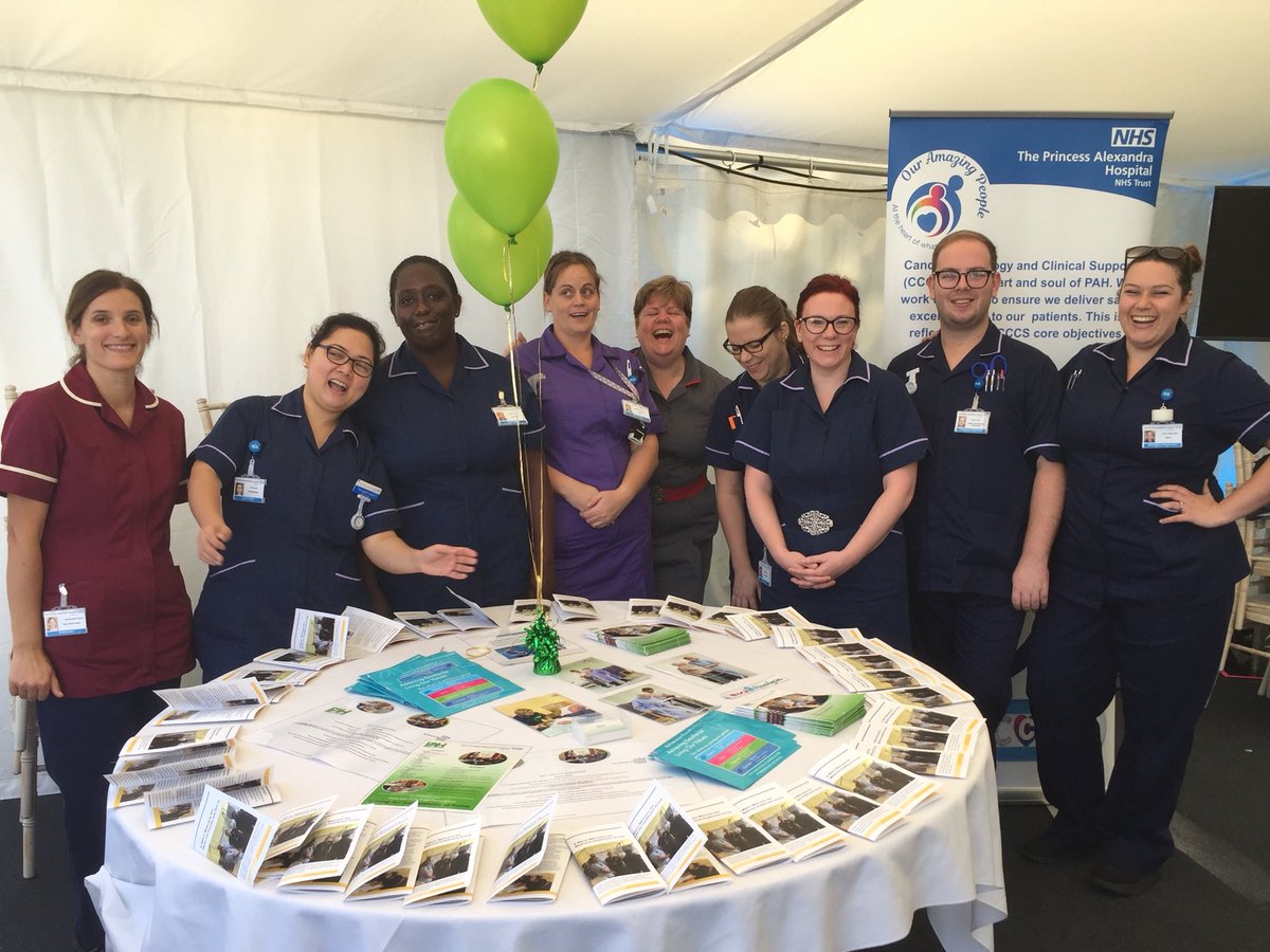 Team Medicine all ready to meet potential new colleagues at today’s PAHT Recruitment Day! <a href="/PAHpreceptorsh1/">PAH PDT</a> @QualityFirstPAH <a href="/JuneBarnard/">June Barnard</a> <a href="/SharonCullen11/">Sharon Cullen</a> @NHSHarlow @EmmaRammell @PahRecruitment