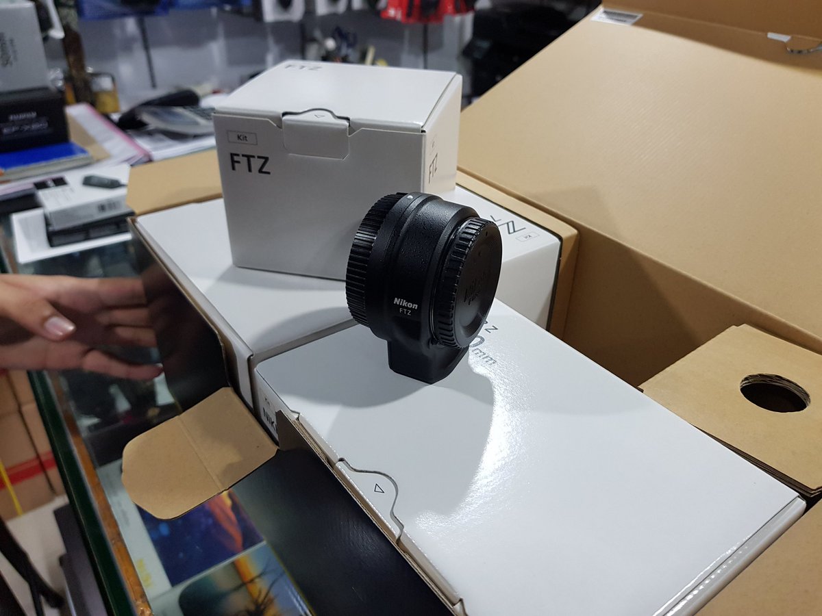 zoomcamera's tweet photo. ชุดนี้เป็นชุดพร้อม adapter ก็จะมี FTZ มาด้วยเลย #NikonZ7 #NikonFullFrame https://t.co/w24KyM3xWL