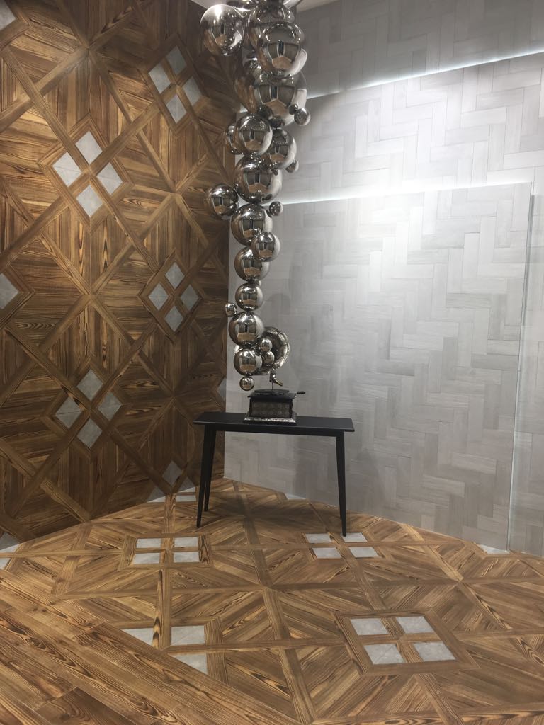 btw_ie's tweet photo. We're in love with these @Emil_Group tiles &amp; displays from #Cersaie2018 - they're so creative and inspiring! Which is your favourite, Left or Right? https://t.co/9N2CKC6Ii7