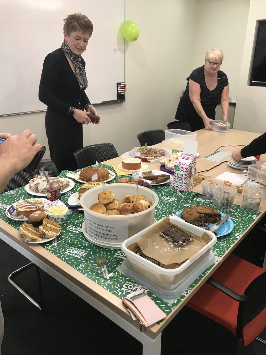 SecurityFireRec's tweet image. Another year, another @macmillancancer Coffee Morning! Down in Devonshire at Head Office today so of course having a scone 😆😋 #fundraising #MacmillanCoffeeMorning