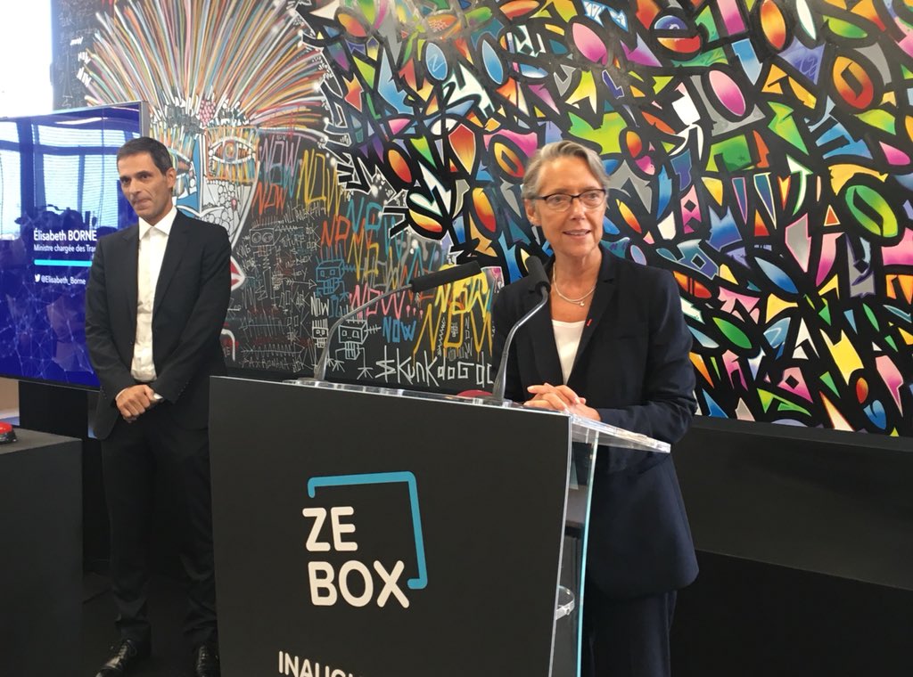 cmacgm's tweet photo. #LT Inauguration @ZeBox_ @Elisabeth_Borne «#CMACGM illustre à nouveau l’ambition du gouvernement en matière d innovation. Le 21e siècle sera maritime et la France et ses champions y prendront toute leur part » #Startup #Marseille #AMFrenchtech https://t.co/aFbwnBVmvX