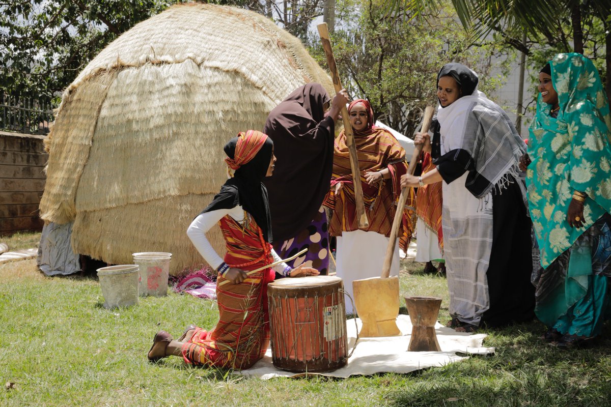 SomHeritageWeek's tweet photo. Culture and Heritage of Africa is one of the tourist attraction , and on this  #WorldTourismDay, we join global community in celebrating our culture and heritage. Purpose to attend the Somali Heritage Week 2018 @CultureCentreKE #SHW2018 #WatuwoteatSHW2018 . https://t.co/TMrgvu33fs
