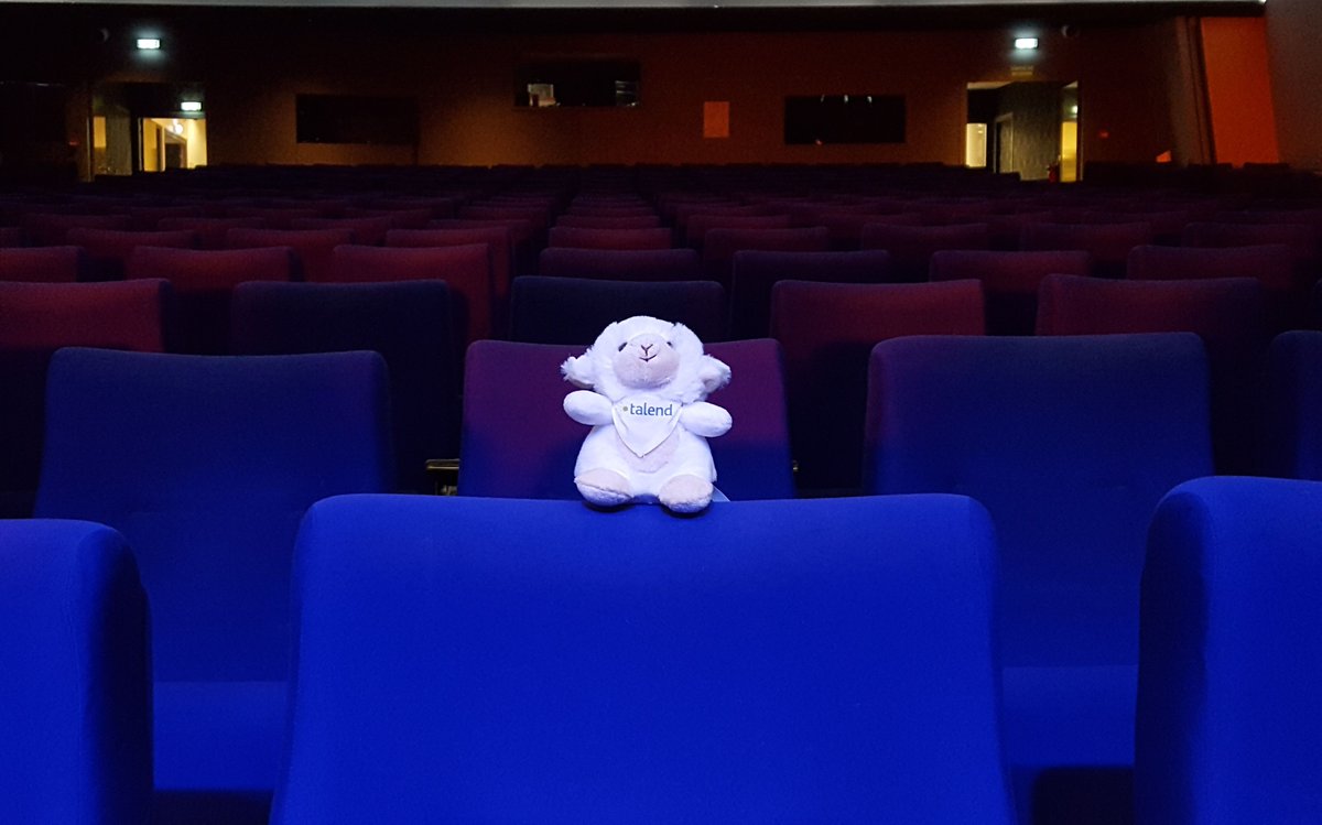 MccloudFluffy's tweet photo. Fin de la visite de repérage pour le #TalendConnect ! J'ai hâte de vous accueillir le 18 octobre prochain, au Chateauform City George V, 28 avenue George V, 75008 Paris. Réservez votre place par ici : https://t.co/I2RmkGTwnA @TalendFR #FluffyMcCloud #BigData #Cloud https://t.co/bQbnfk4GGJ